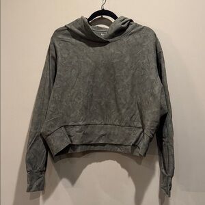 Athleta Printed Farallon Sweatshirt, Camo M